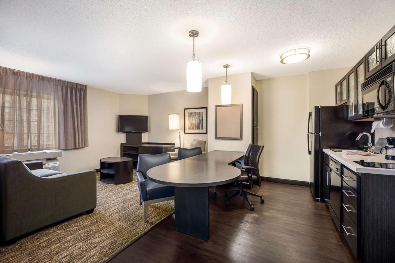 Sonesta Simply Suites Denver West Federal Center Lakewood Eksteriør billede