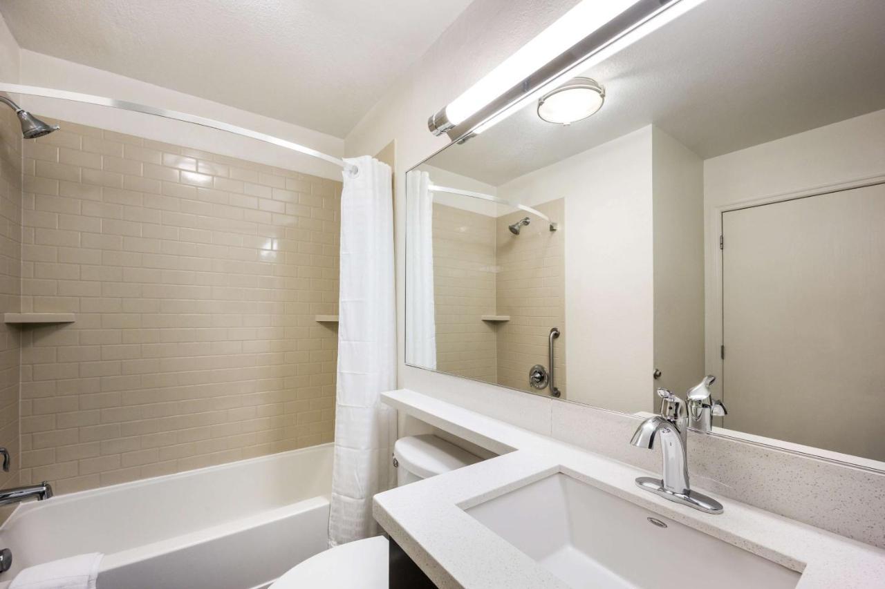 Sonesta Simply Suites Denver West Federal Center Lakewood Eksteriør billede