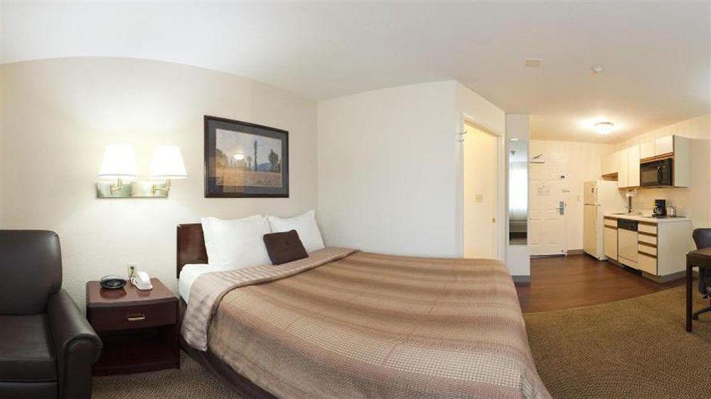 Sonesta Simply Suites Denver West Federal Center Lakewood Eksteriør billede